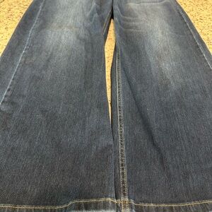 HALARA Blue Denim Jeans with Yellow Stitching